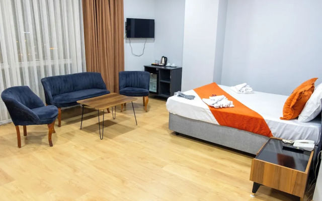 Zoom Hotel