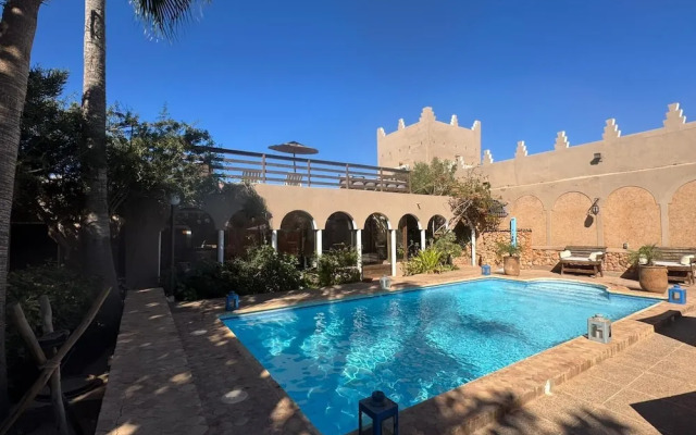 Les Etoiles Du Ksar