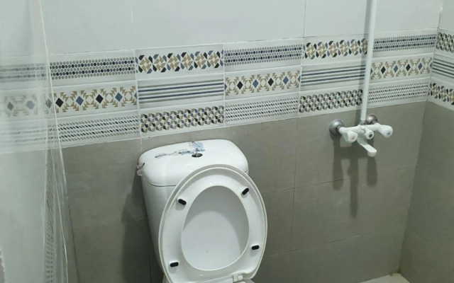 Royal Galaxy Guest House