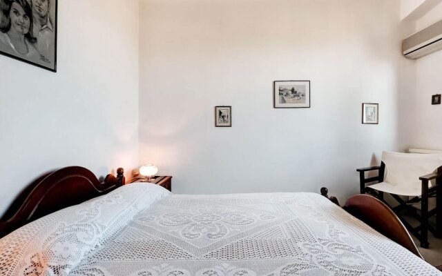 Holiday Villa With sea View in Paralia Avlidas