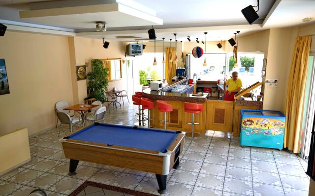 Angela Hotel - Apartments