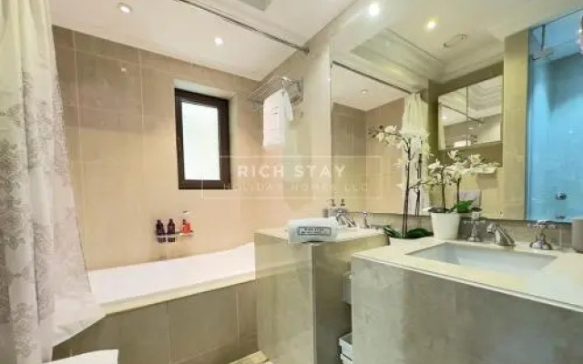 Sensational 1BR apartment in Tajer, Souk Al-Bahar