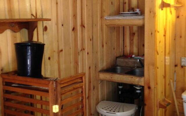 Cabins4Less - Sleeps 1 Only