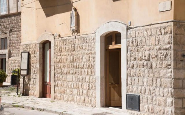 Piazza Duomo - Medieval Puglia's House