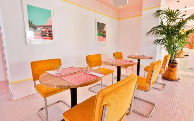 Apartamentos Blue Star