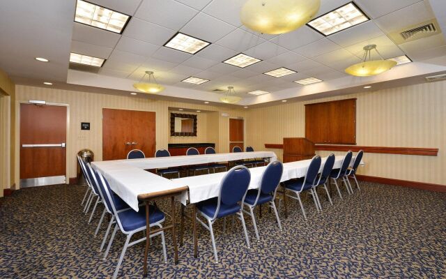 Hampton Inn Farmville, VA