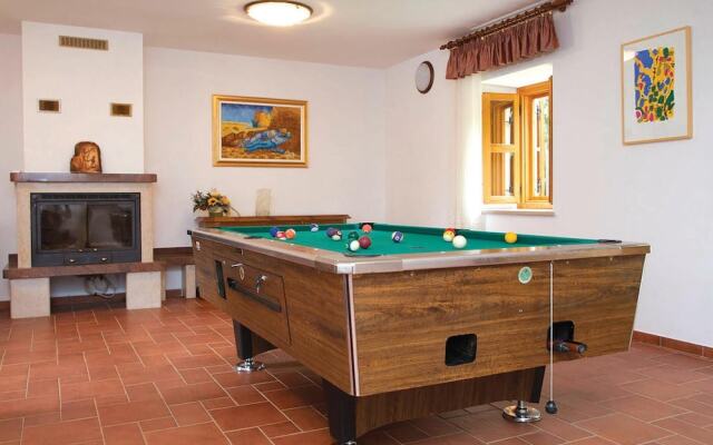 Stunning Home in Vrsar With Wifi and 3 Bedrooms