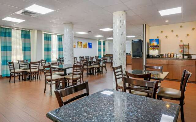 Comfort Inn & Suites Fort Lauderdale West Turnpike