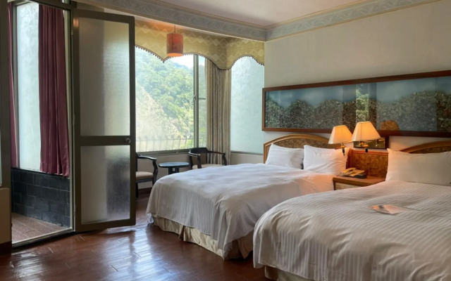 Dragon Vally Hotel and Paradise