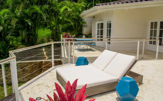 The Retreat at Altos del Monte