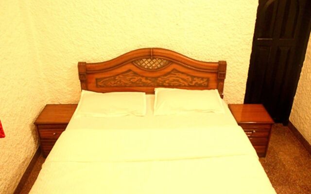 LSQ Luxuria (Nagaon)
