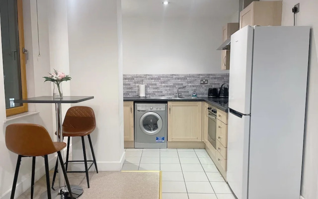 Central 2-bed Apartment in Greater Manchester