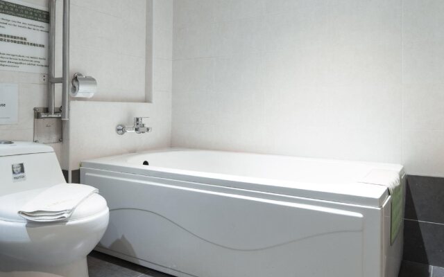 Ernes Hotel