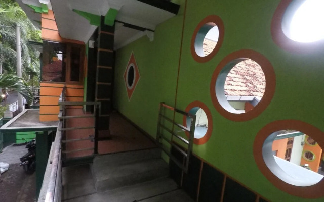 Dhika Adventure - Hostel