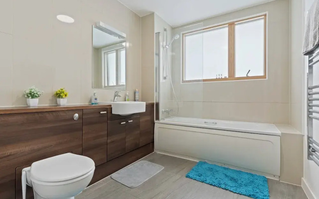 Retreat Private Rooftop 3 Bedroom Apartment
