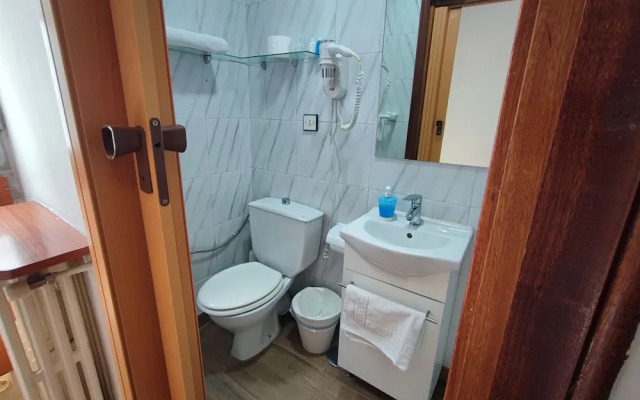 Hostal Cervantes