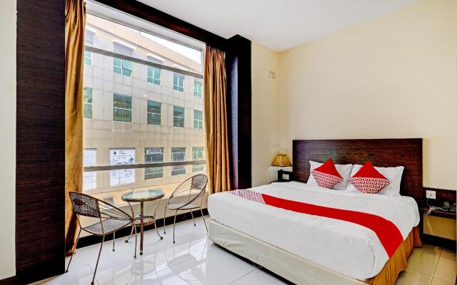 OYO 90350 Hotel Five Star 2