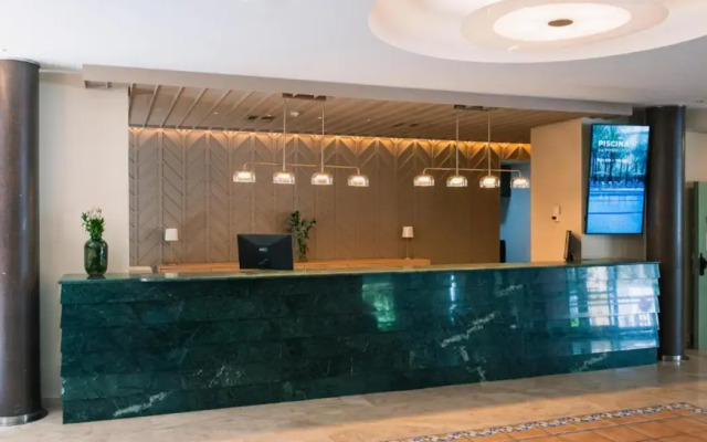 Hotel Port Jardín Milenio