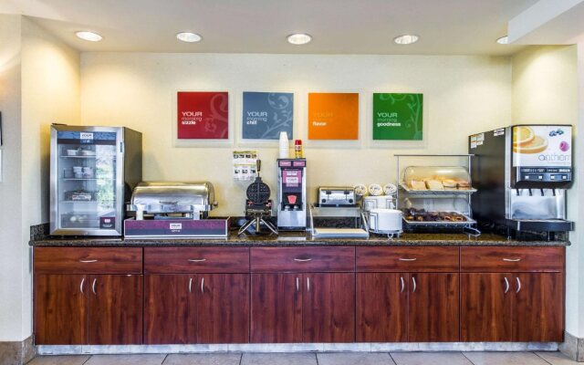 Comfort Suites Vacaville-Napa Valley Area