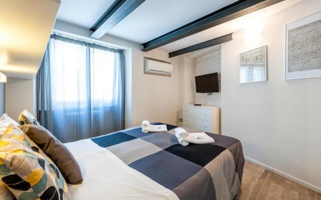 IREX Tevere Sant Angelo private apartment