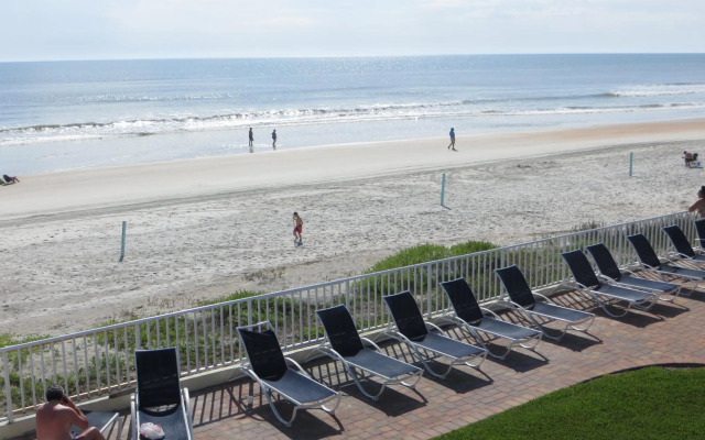 Arya Blu Inn & Suites