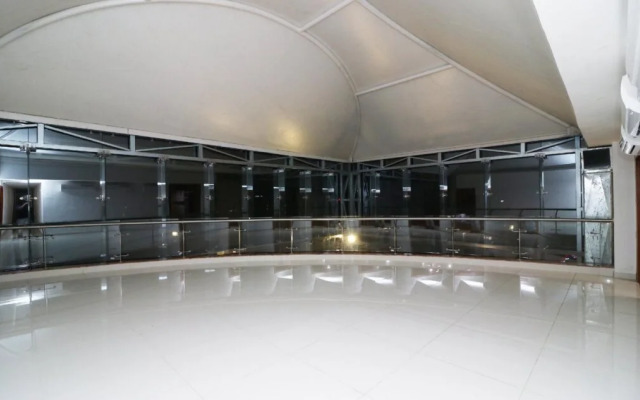 Slk Nimbus Arcade By OYO Rooms