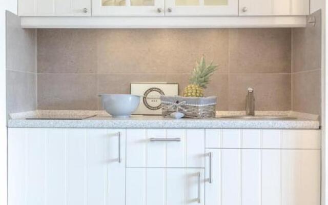 AD1 _ 203 Boardrider_s