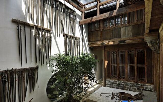 Sansheng Yizhai Hostel