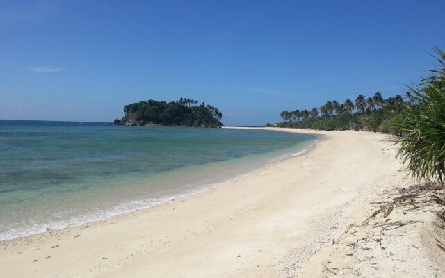 Binucot Beach Resort