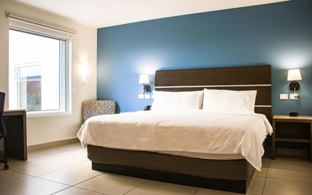 Holiday Inn Express Merida Centro by IHG