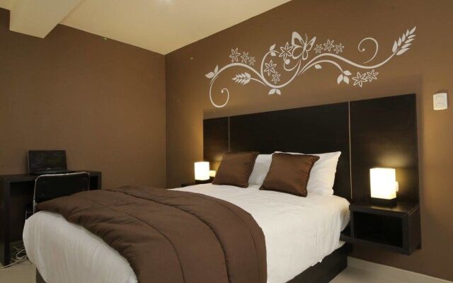 Solec Business Hotel