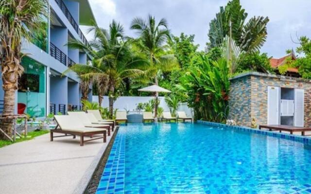 Baanphuchalong Place (SHA Extra Plus)