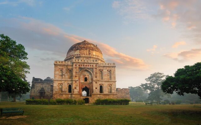 The Hans Hotel New Delhi