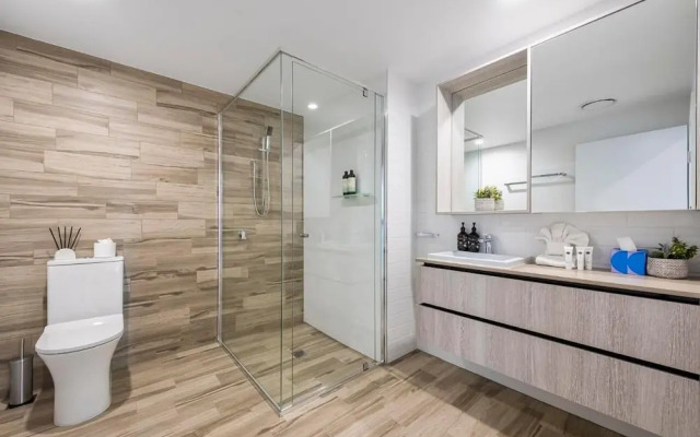 Luxury 3 Bedroom Ocean View Apartment
