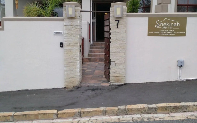Shekinah Lodge