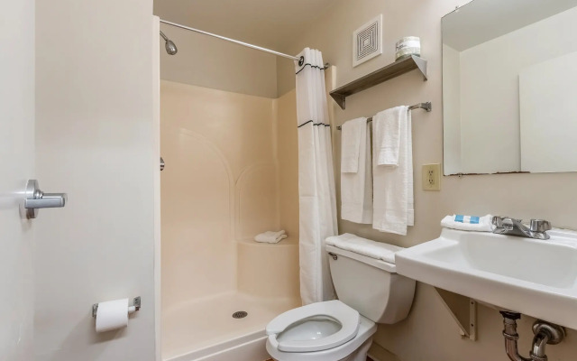 Studio 51 Extended Stay Hotel