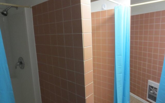 Brackley Beach Hostel