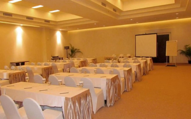 Ijen Suites Hotel
