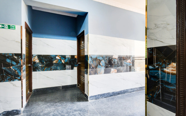 Super Townhouse Hitech City Near Yashoda Hospital