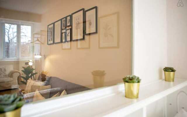 Modern 2 Bed Apt 10min from Las Ventas