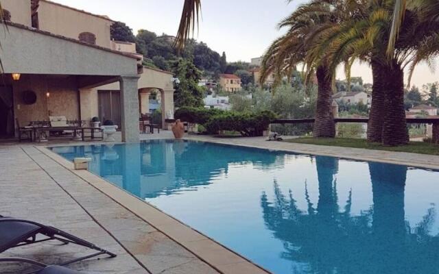 Villa Loucisa
