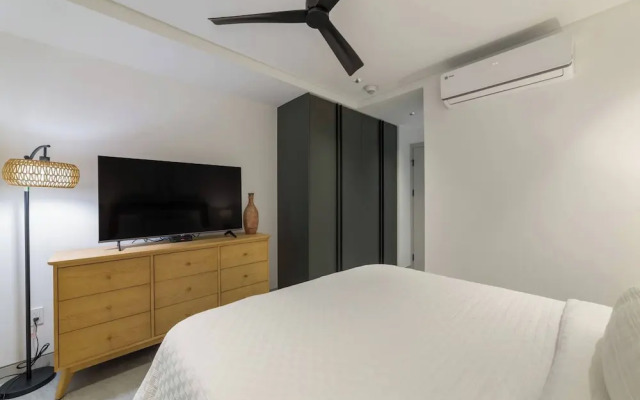 Zenbreak Allure #502, Beachfront Penthouse