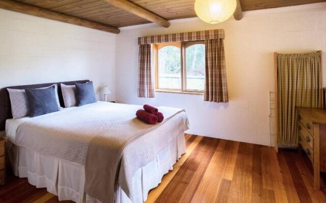 Herons Rise Vineyard Cottages