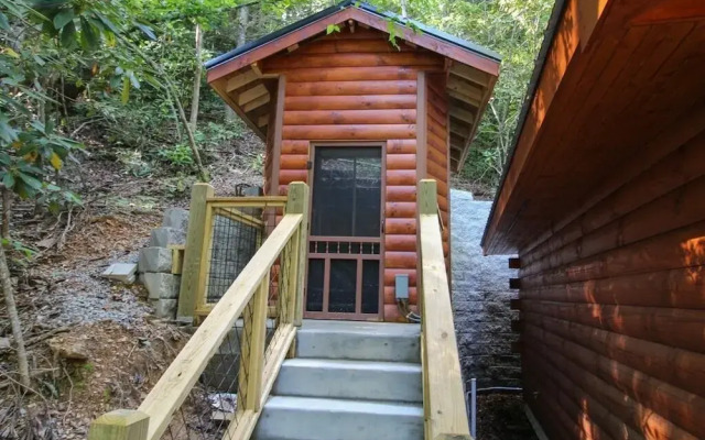 282 Cozy Cub 1 Bedroom Cabin