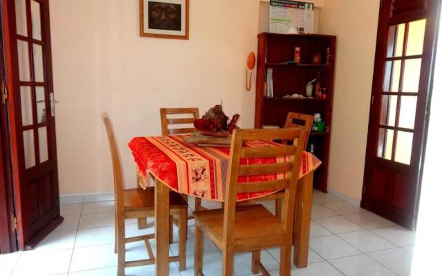 House With 2 Bedrooms in Saint-françois, With Private Pool, Enclosed G