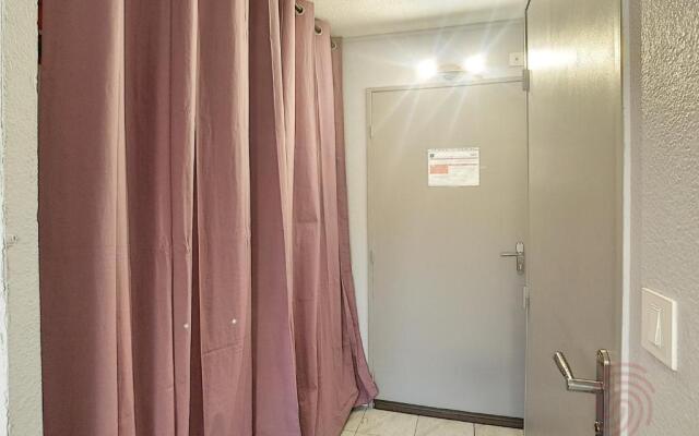 Appartement Lamalou-les-Bains, 1 pièce, 2 personnes - FR-1-451-105