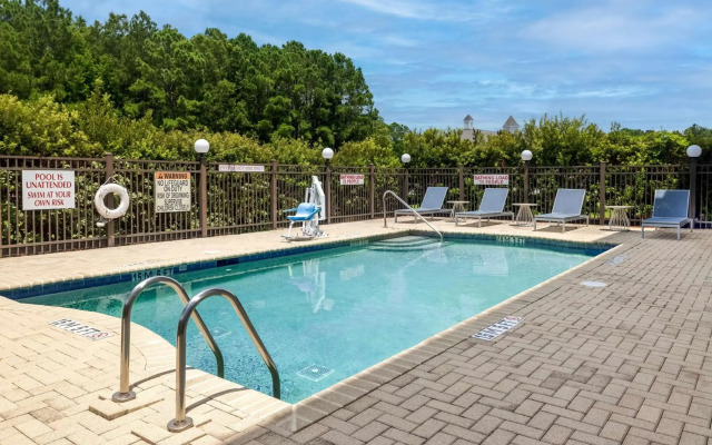 Spark by Hilton Savannah Airport