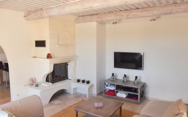 Modern Villa With Heated, Private Swimming Pool Near Mont Ventoux