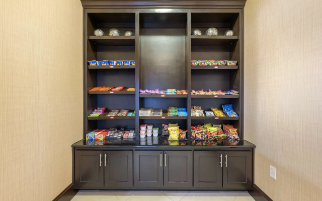 Best Western Plus Midland Suites