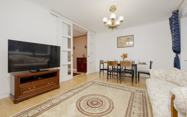 Apartment With 3 Bedrooms by Renters